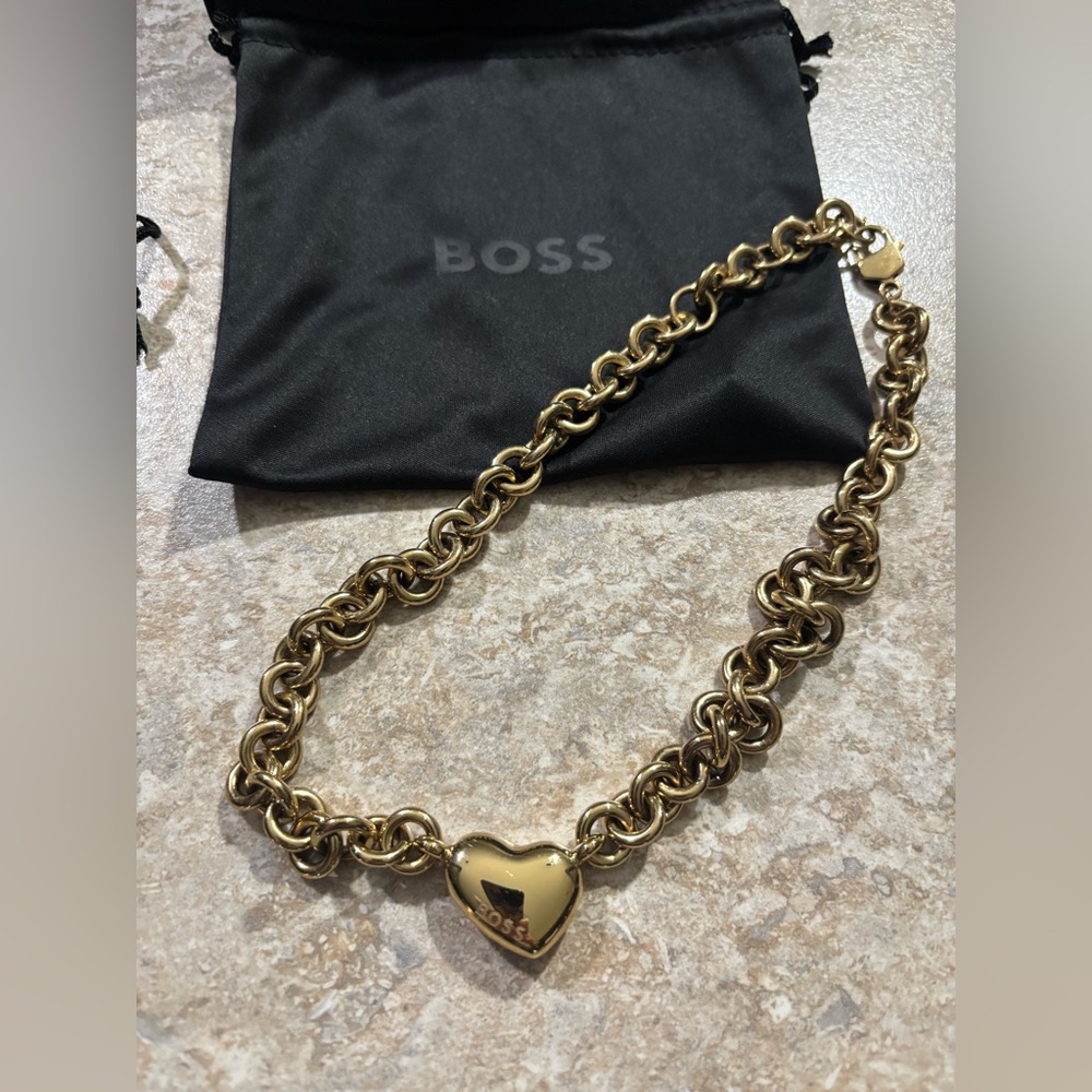 BOSS Gold-Tone Heart Jewelry Set - Picture 2 of 5